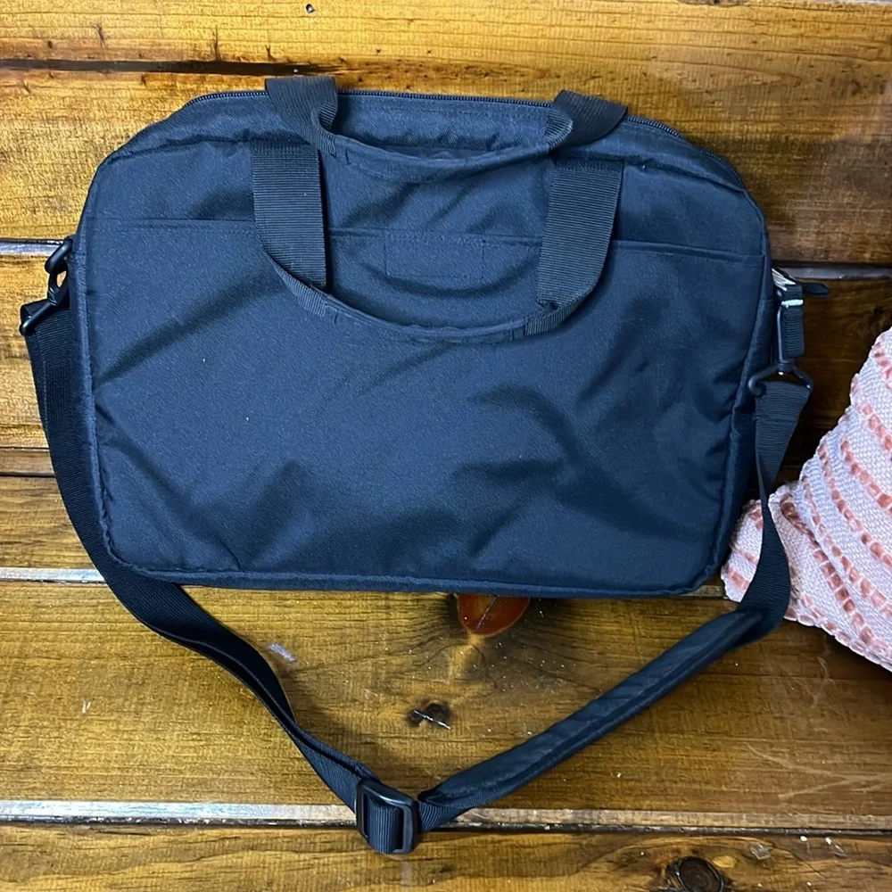 Eddie Bauer Black Laptop Bag - OS‎